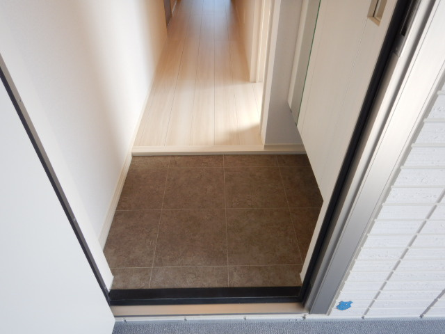 Dear  Court（ディアコート）の玄関