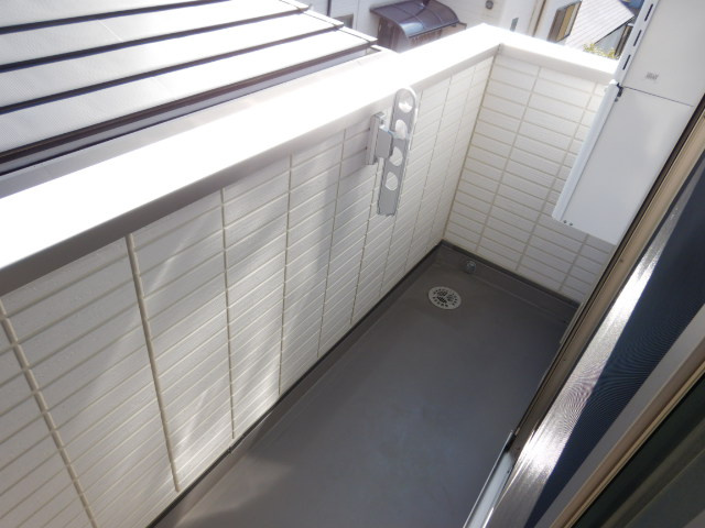 Dear  Court（ディアコート）のバルコニー