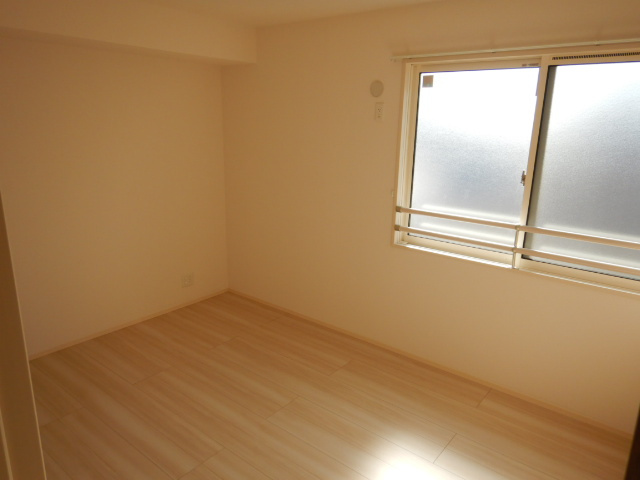 Dear  Court（ディアコート）の洋室