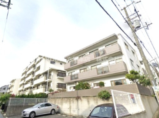 サン・ファミーユ赤坂