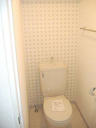 ラ・ウェゾン大石南町のトイレ