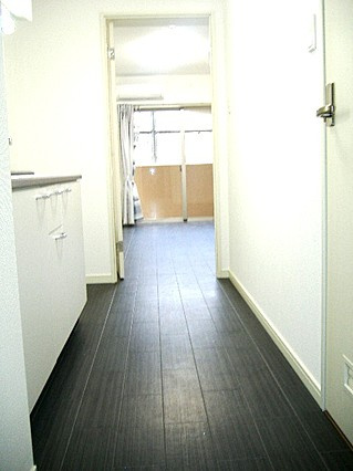 ラ・ウェゾン大石南町の玄関