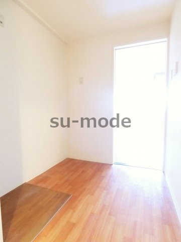 ニューサンライズ南春日丘の居間・リビング