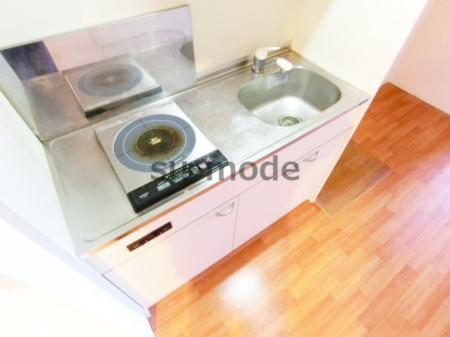 ニューサンライズ南春日丘のキッチン