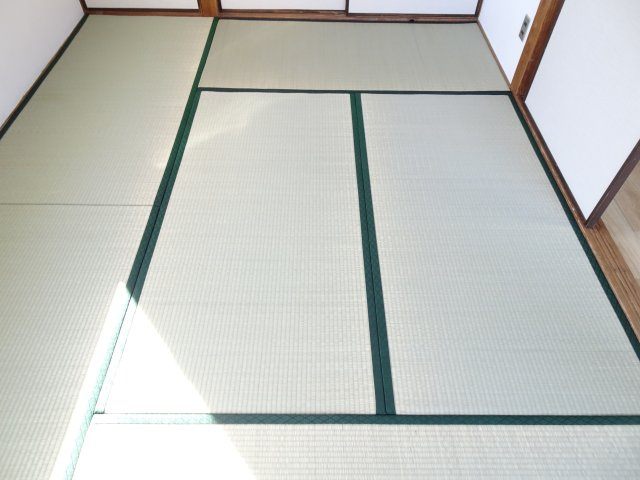 ハイツむすぶの和室