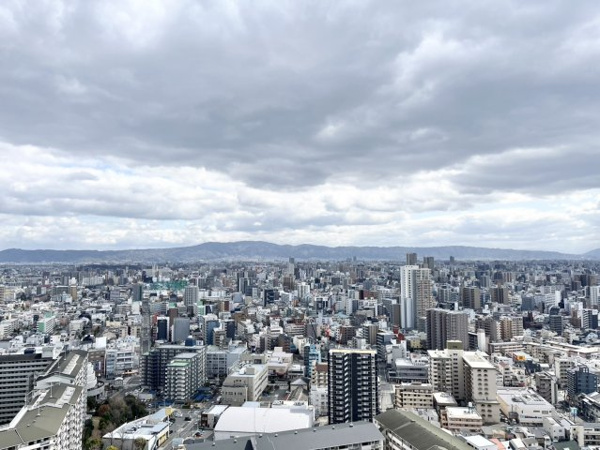 【展望】 | 【眺望】最上階33階部分からの眺望（北向き）