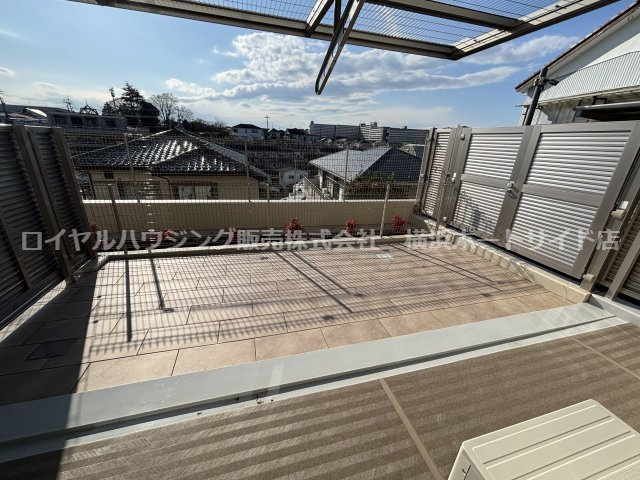 【バルコニー】