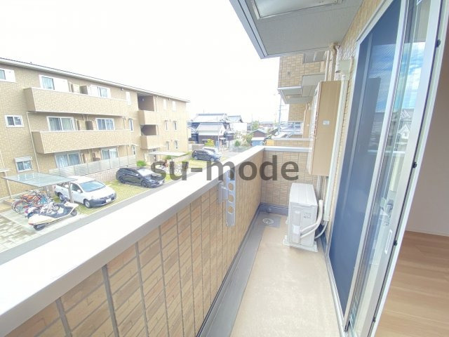 ソフィアコート鳥飼B棟のバルコニー