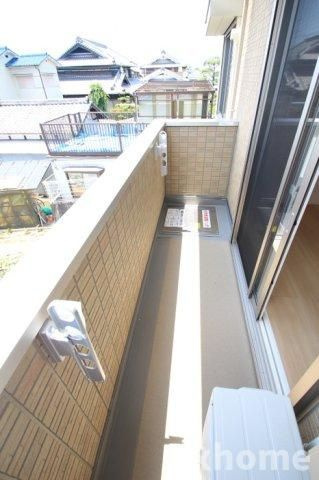 ソフィアコート鳥飼　B棟のバルコニー|外からの目が気にならないバルコニーで洗濯物が干せます