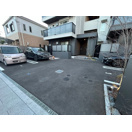 D-residence八幡町の駐車場