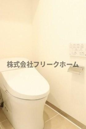 武蔵野市吉祥寺東町１丁目の賃貸マンションのトイレ