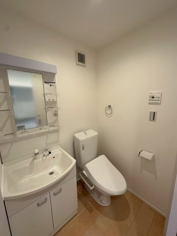 アルサーヴ千葉の洗面所|参考写真別号室