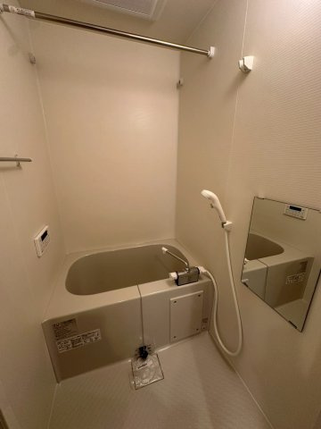 アルサーヴ千葉の浴室|参考写真別号室