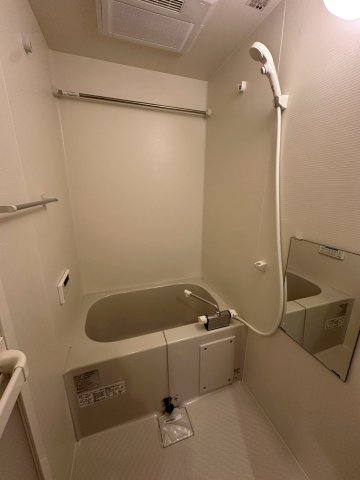 アルサーヴ千葉の浴室|参考写真別号室