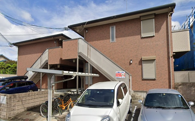 フラットヒル服部　B