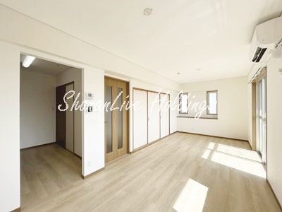 藤沢市弥勒寺３丁目の賃貸マンションの居間・リビング