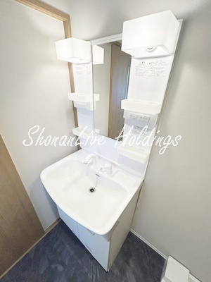 藤沢市弥勒寺３丁目の賃貸マンションの洗面所