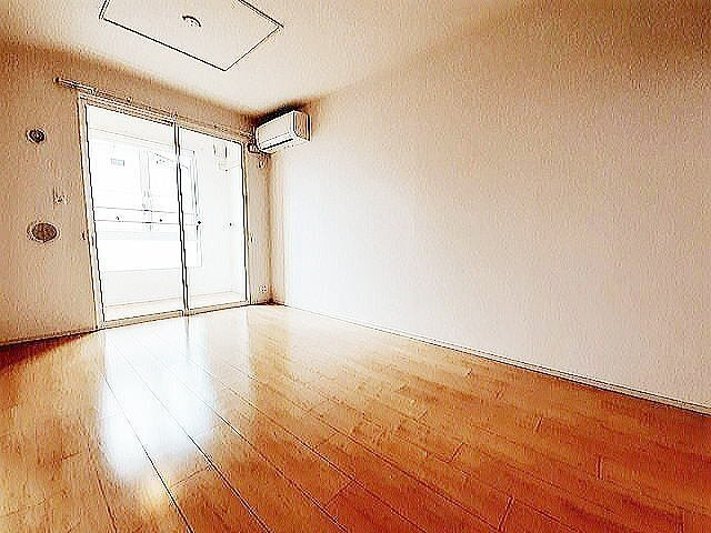 ジャンティユレヴェＤの居間・リビング
