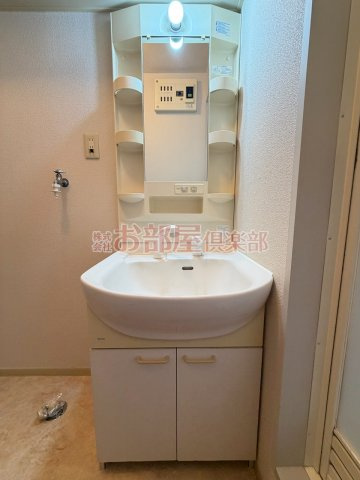 AXIS桑野Ⅲ B棟の洗面所