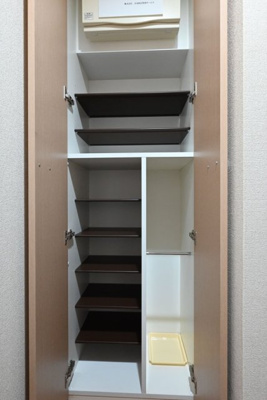 【玄関】 | サンテミリオン新中野