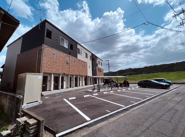 メゾンドリヴァージュA棟