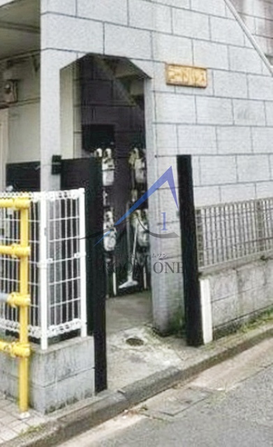 ＬＥＶＩＴＴのエントランス|エントランスです。