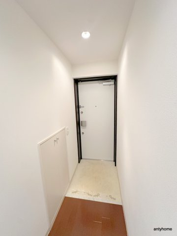 URBAN FLATS中之島　仲介手数料無料の玄関