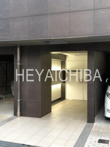 ガリシア新御徒町のエントランス