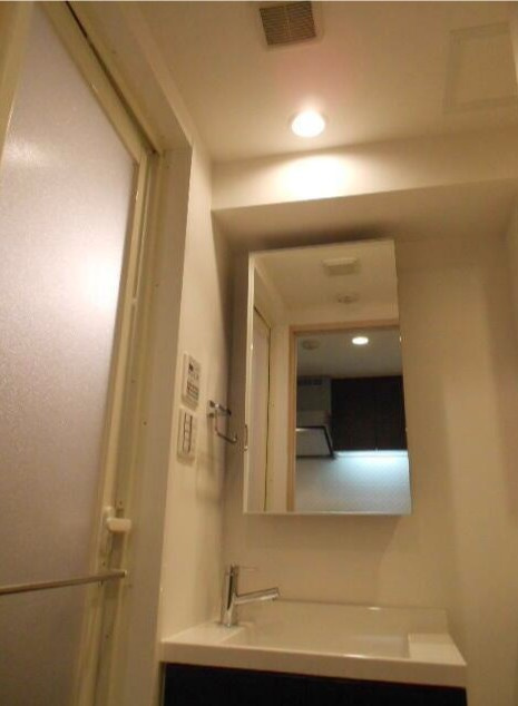 ガリシア新御徒町の洗面所