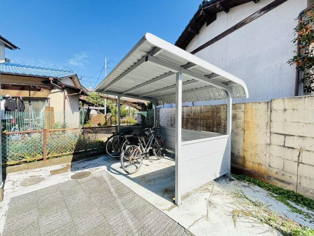 サンライフ二日市のエントランス