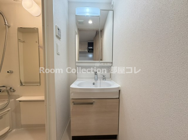 ディアレイシャス名古屋大須通の洗面所