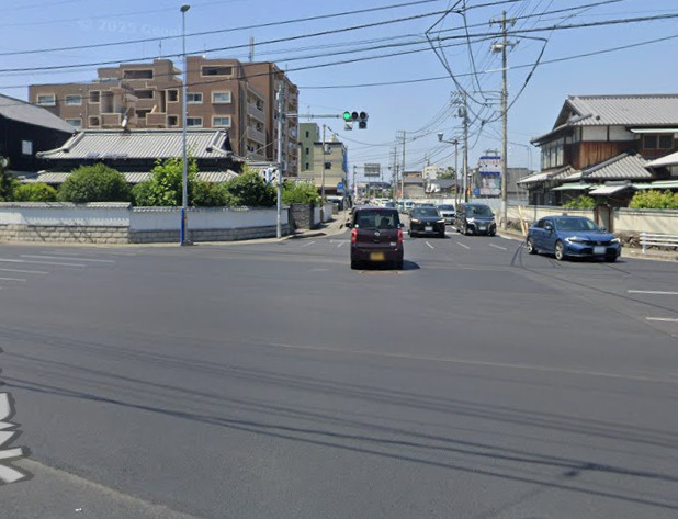 愛媛県松山市久万ノ台土地の周辺