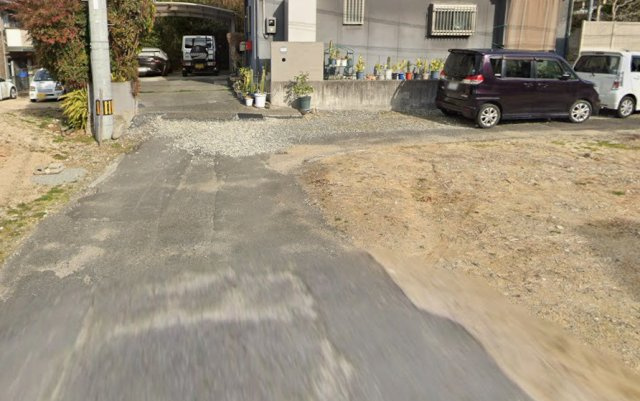愛媛県松山市久万ノ台土地の周辺