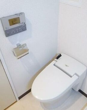 プレール・ドゥーク新宿御苑のトイレ|独立型のトイレルーム☆（同一仕様写真）