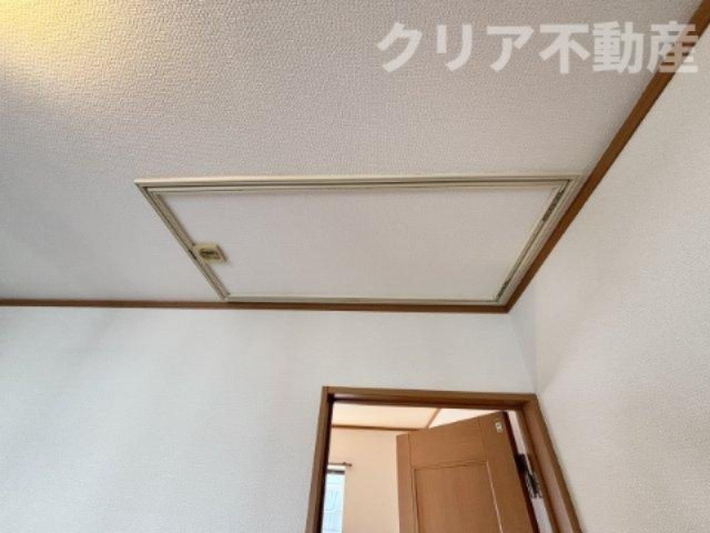 【設備】 | 藤岡市中栗須　中古住宅 | 小屋裏収納付き