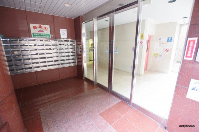 メゾンサクラ9　仲介手数料無料のロビー