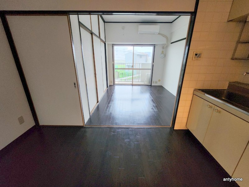 メゾンサクラ9　仲介手数料無料の洋室