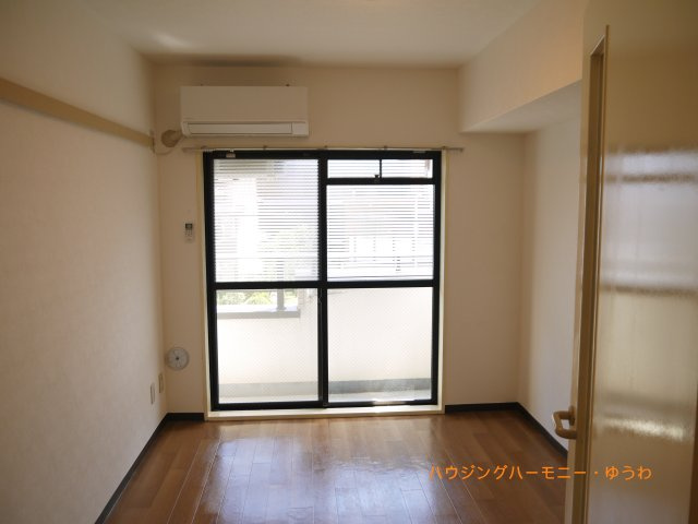 【洋室】 | 日神パレス千川 | 時を忘れて過ごす場所として過ごせるお部屋。