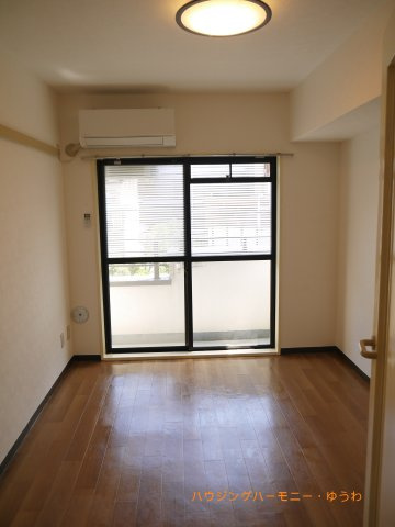 【洋室】 | 日神パレス千川 | 贅沢といえるほどの豊かな居住性と、プライドを満たすクオリティが見事に調和した住空間。