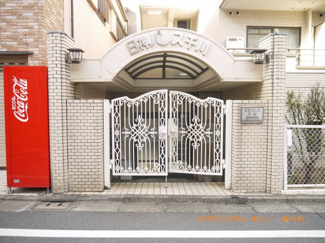【エントランス】 | 清廉とされたエントランスになっています。