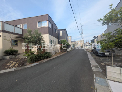 【前面道路含む現地写真】 | 浜松市中央区笠井町 2期 新築一戸建て | 前面道路です