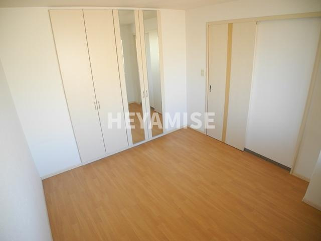 グランディール高来の居間・リビング