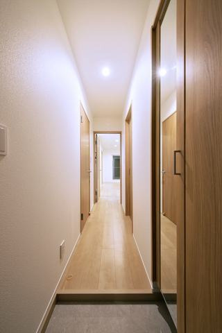 アークトゥルス次郎丸eclatの玄関