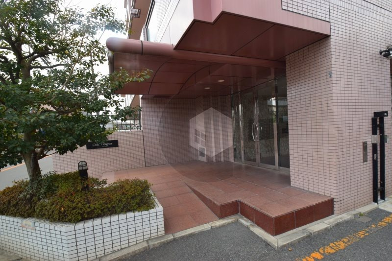 オークハイツのエントランス