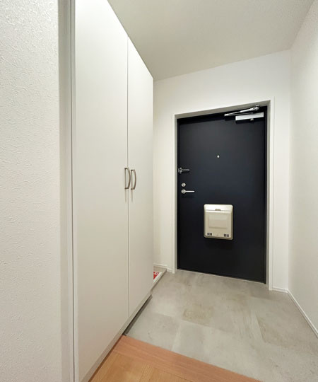 グラン・コート多賀城弐番館の玄関