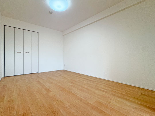 グラン・コート多賀城弐番館の洋室