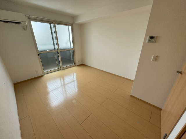 サンシャリテ向丘B棟の居間・リビング