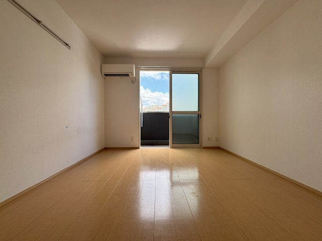 サンシャリテ向丘B棟の居間・リビング