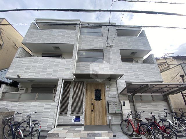 クリエオーレ南上小阪の外観