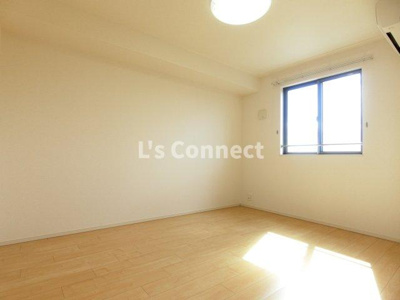 【その他】 | ブライト６０５レジデンス | 洋室にもエアコン付きです。